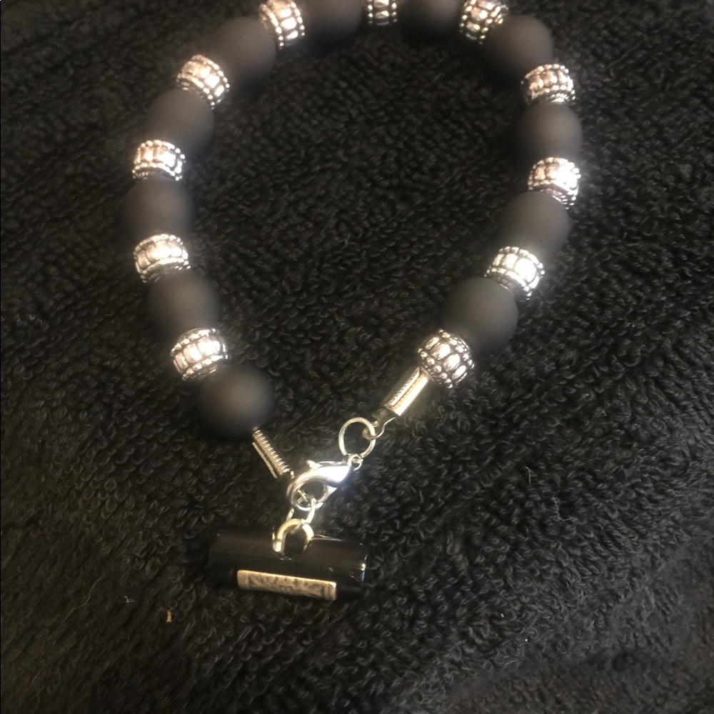 Bracelets - Picture 3 of 4